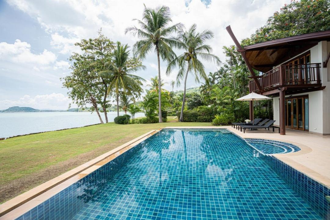 5 Bedroom Grand Beachfront Pool Villa، Barcelo Coconut Island 13/18