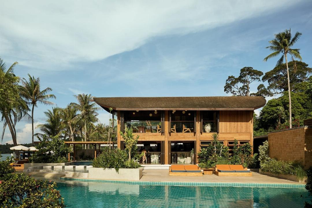 Barcelo Coconut Island 34/107