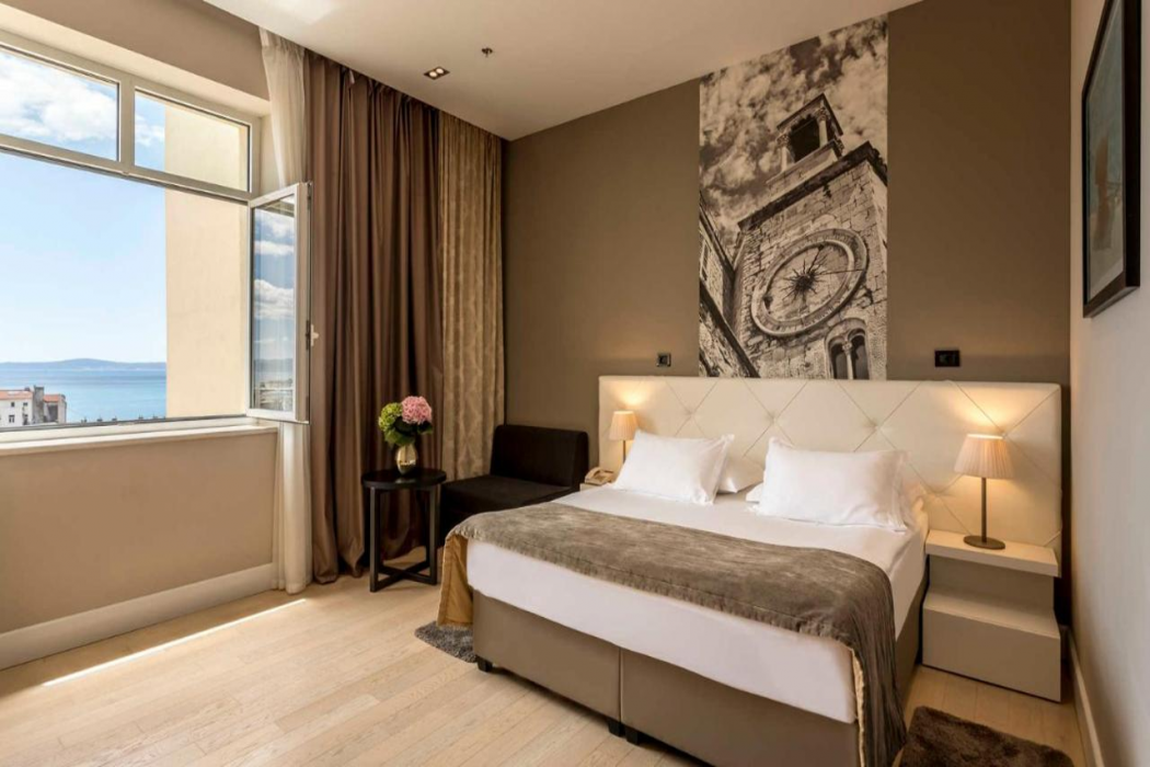 Cornaro Hotel 11/50