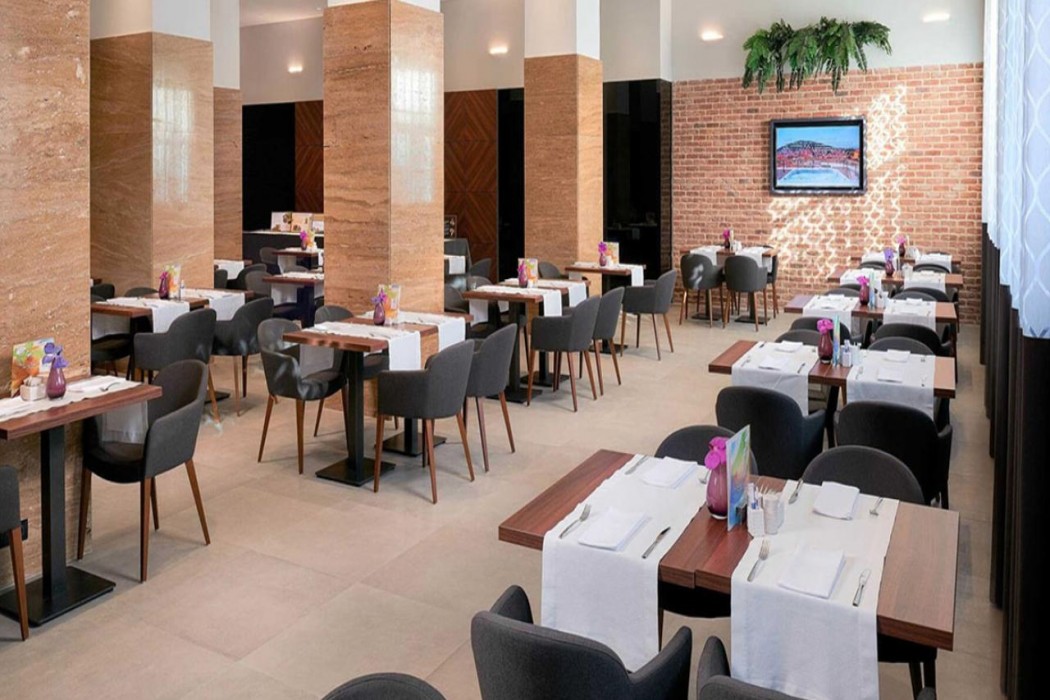 Cornaro Hotel 18/50