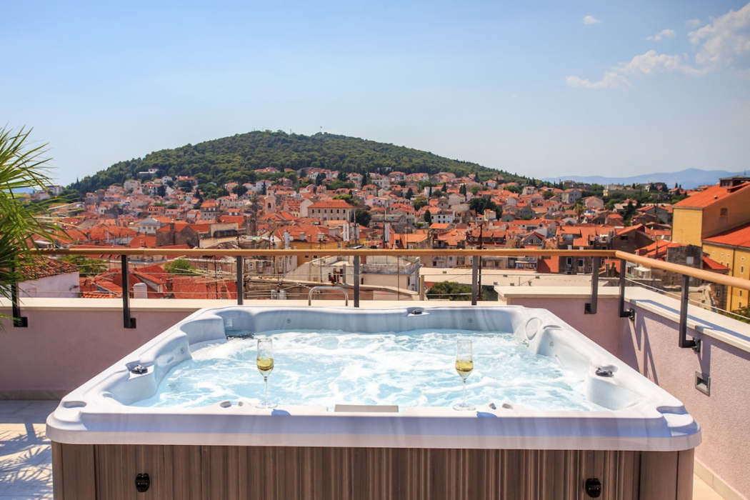 Cornaro Hotel 25/50