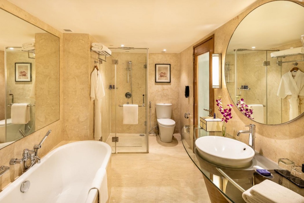 Vivanta Goa Panaji 18/59