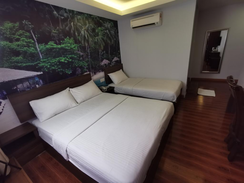 Room at Swing & Pillows at USJ Taipan, SUBANG JAYA