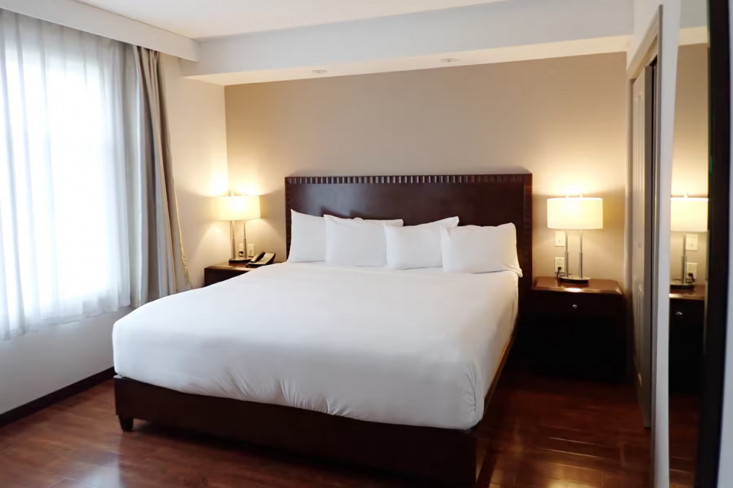 Days Inn & Suites by Wyndham Fort Saskatchewan 8/24