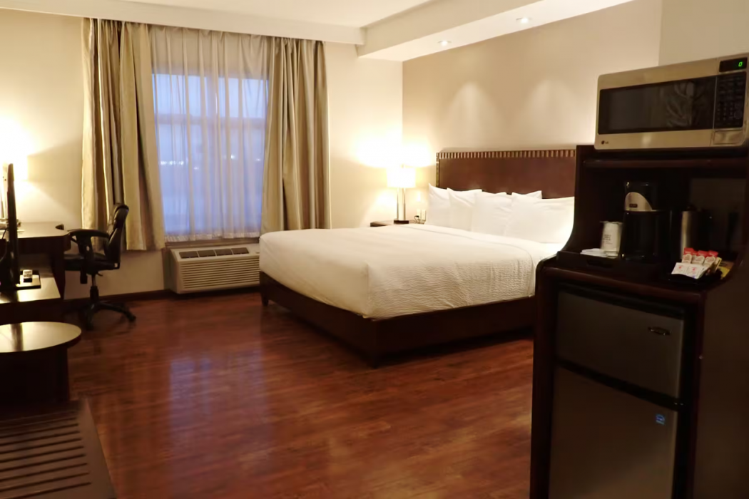 Days Inn & Suites by Wyndham Fort Saskatchewan 6/24
