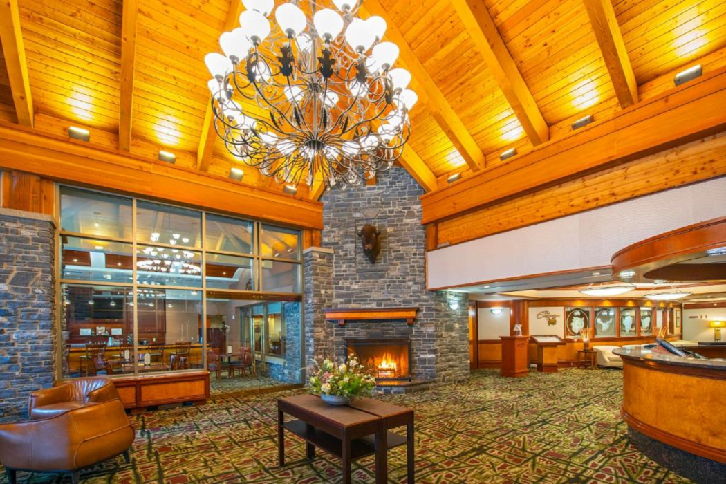 Royal Canadian Lodge Banff 10/83