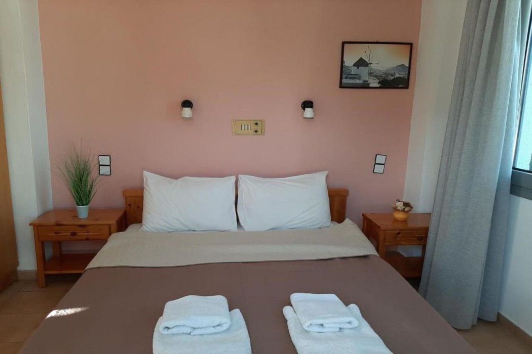 Ostria Hotel 6/30