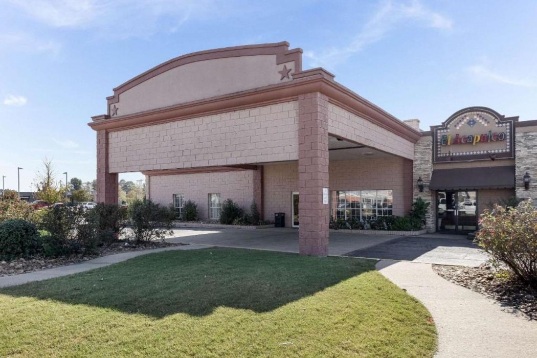 Quality Inn & Suites Paragould 1/19