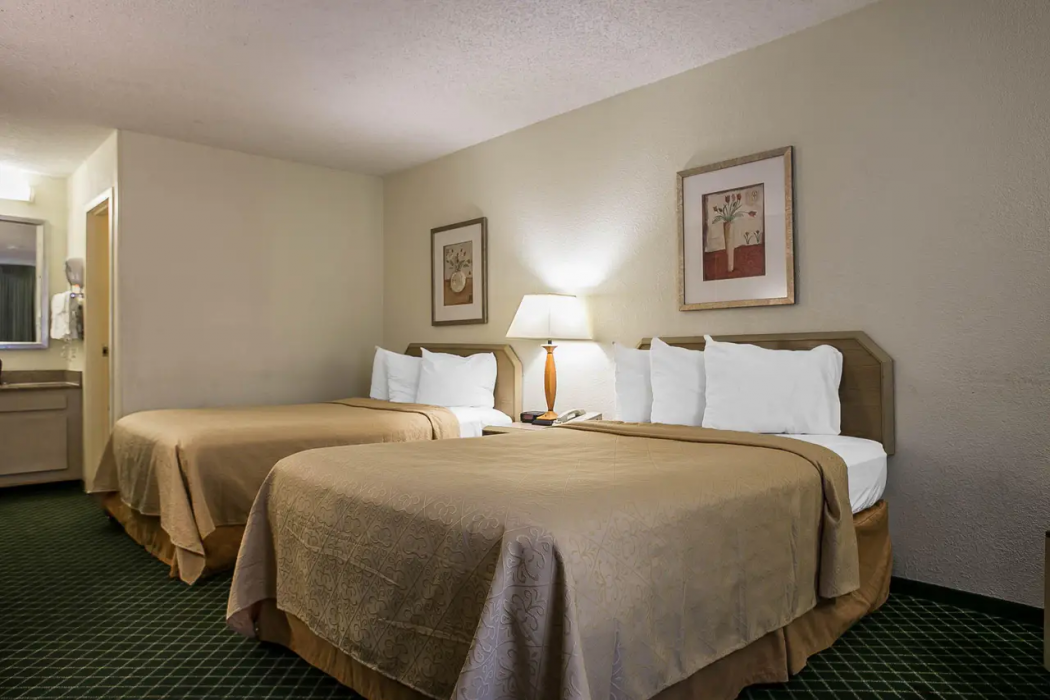 Quality Inn Sumter near Shaw AFB 10/32