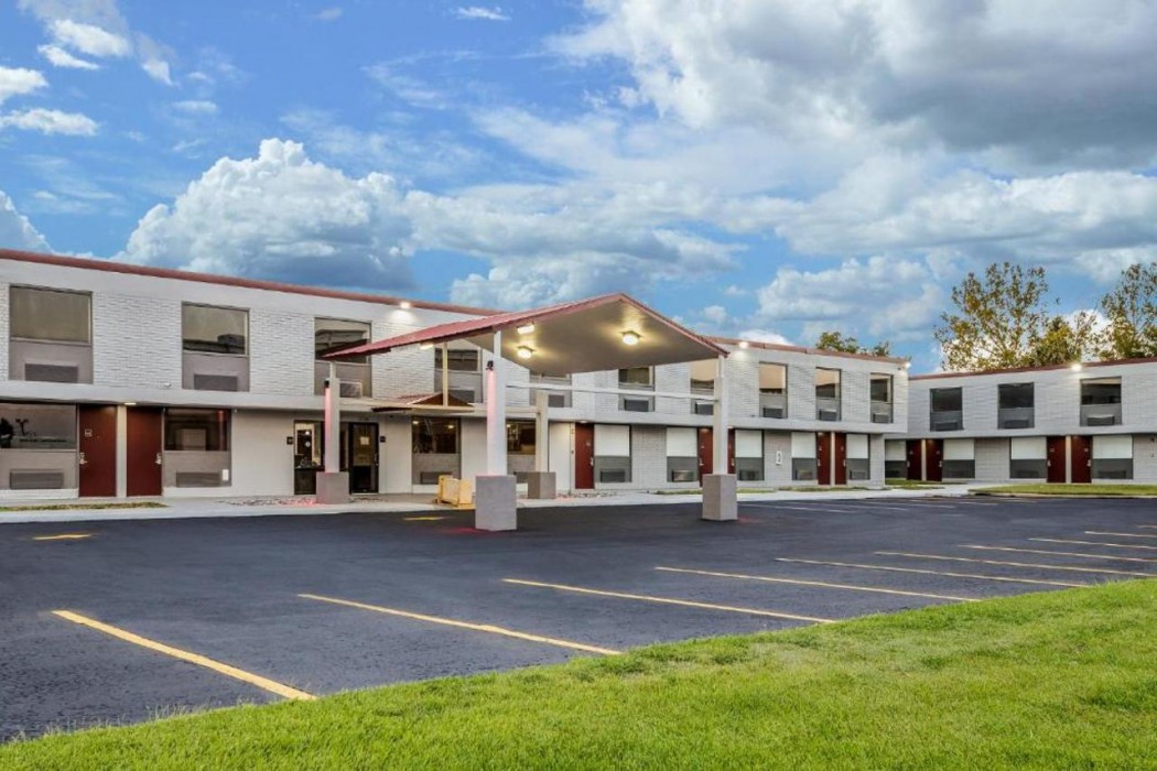 Red Roof Inn Alexandria, LA 3/23