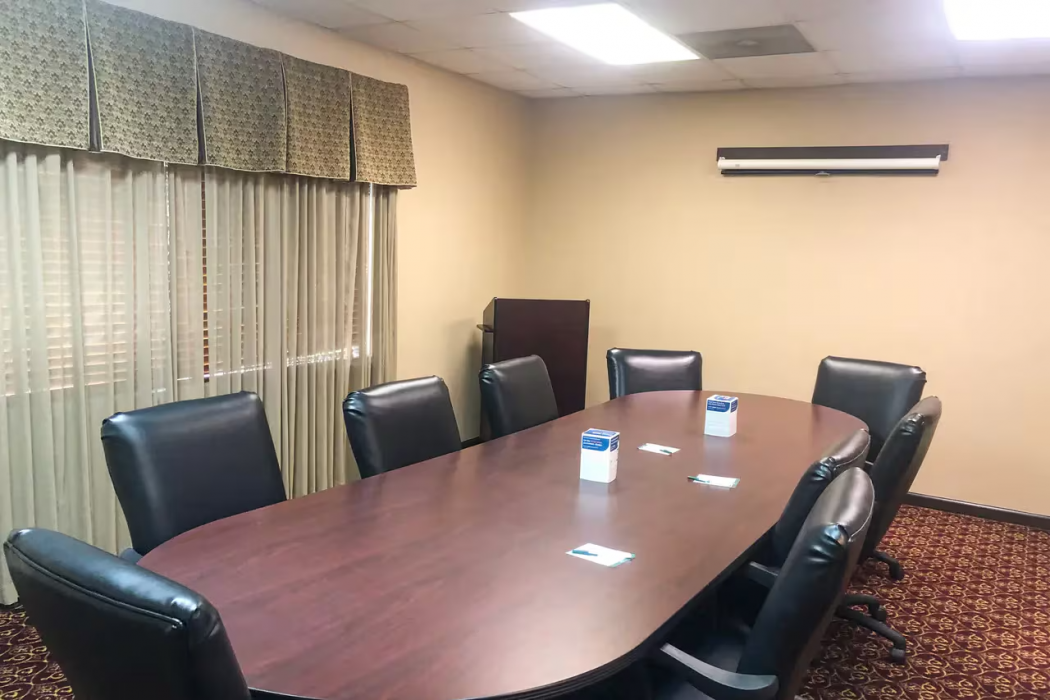 Quality Inn Morganton Southeast 19/34