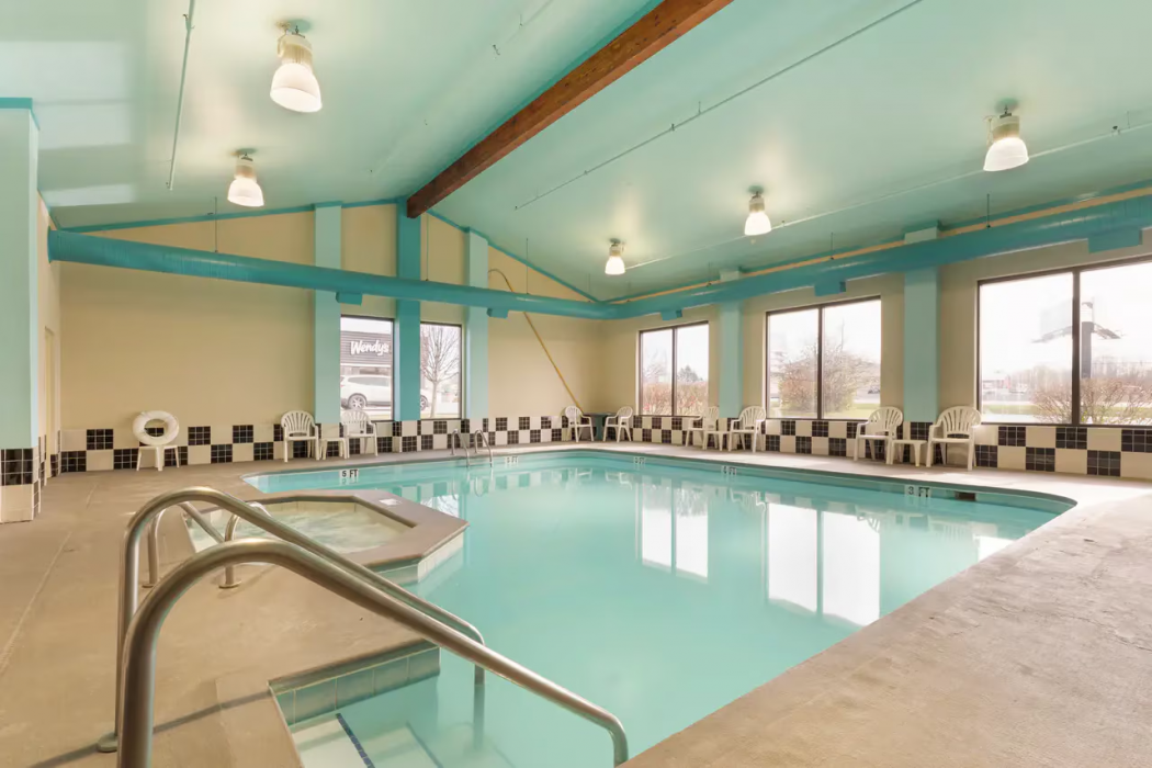 Comfort Inn Ebensburg, PA 39/49