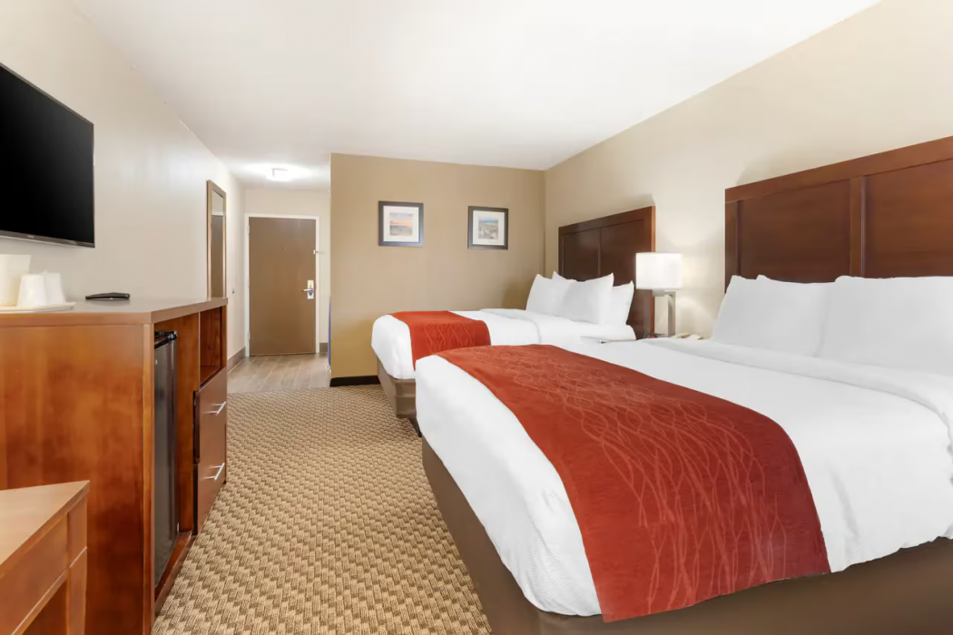 Comfort Inn Ebensburg, PA 12/49