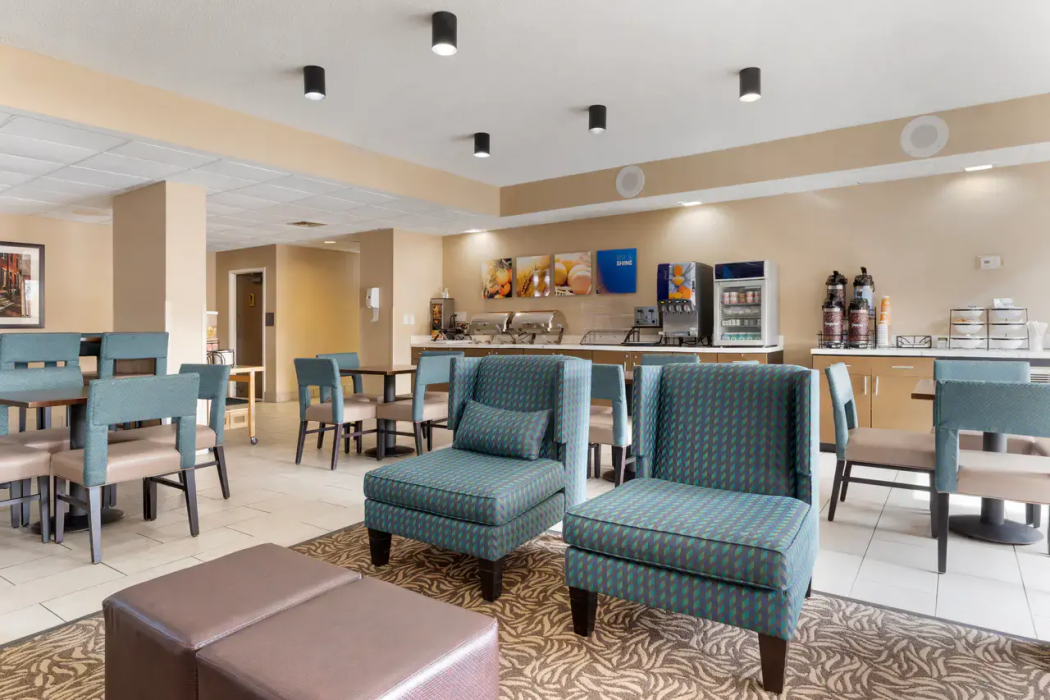 Comfort Inn Ebensburg, PA 32/49