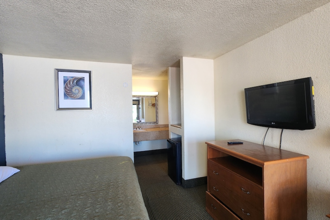Eco Inn Suites by Hotel O Baytown 7/20