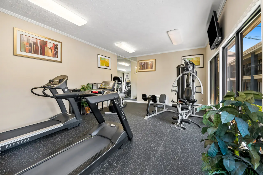 Quality Inn and Suites Fayetteville I-95, NC 22/36