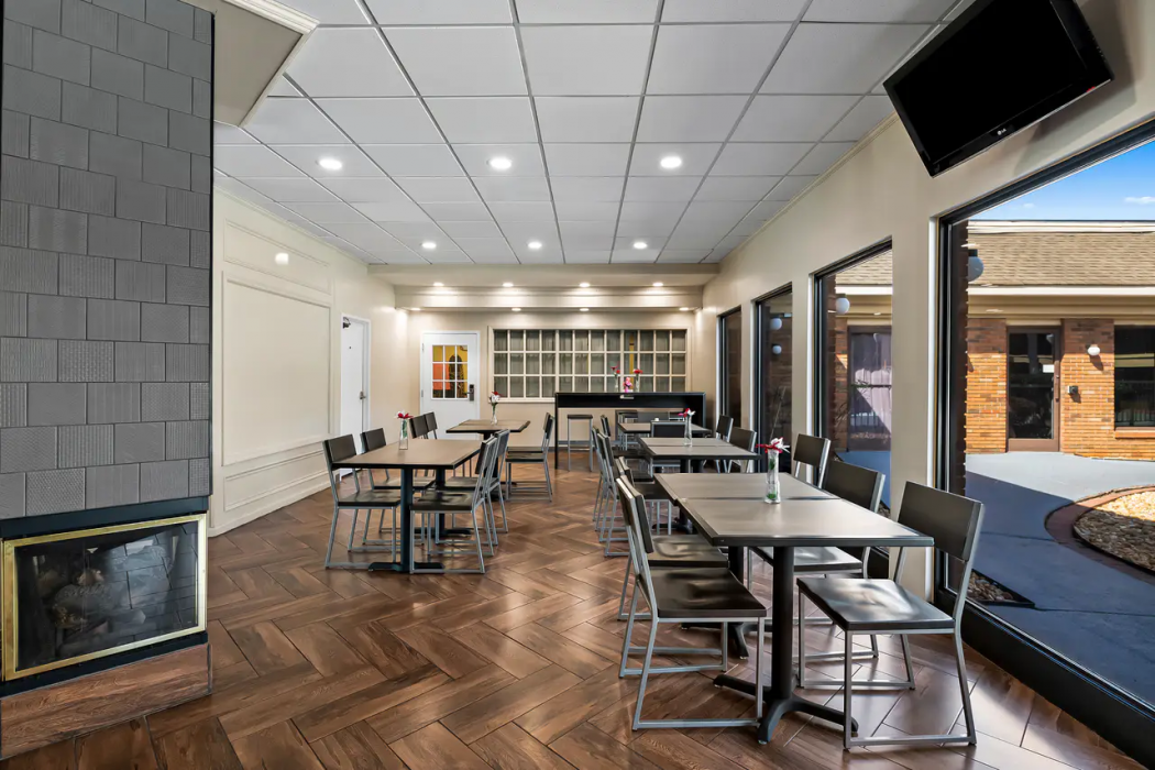 Quality Inn and Suites Fayetteville I-95, NC 19/36
