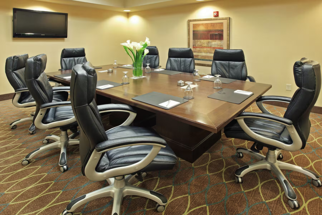 Wyndham Grand Executive Center Little Rock Airport 26/66