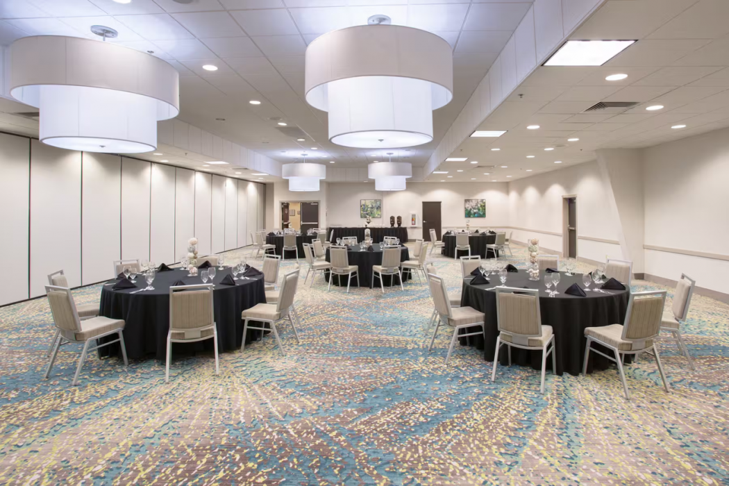 Wyndham Grand Executive Center Little Rock Airport 27/66