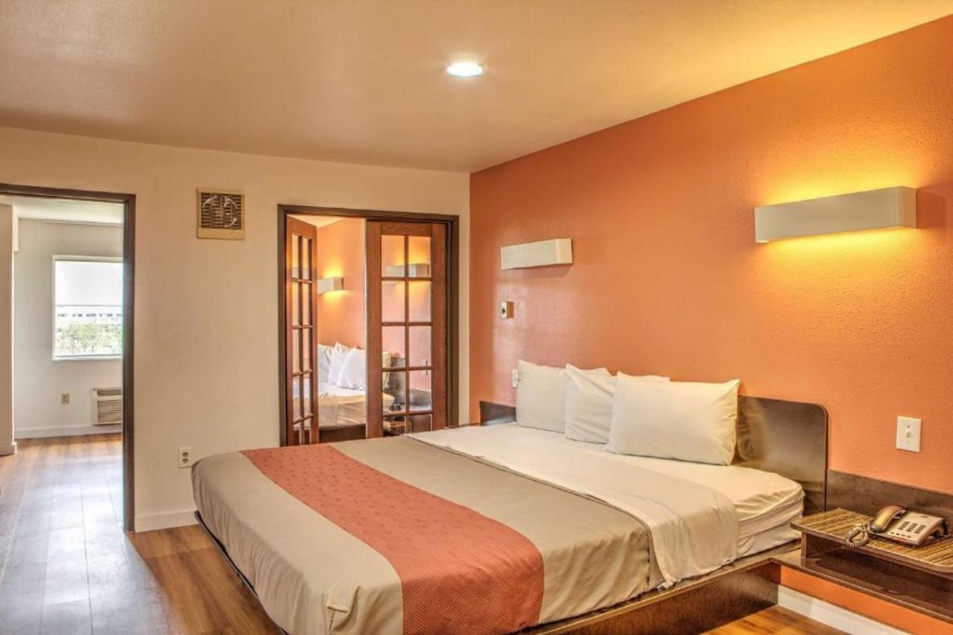 Motel6 Dallas, TX - Northwest 11/50