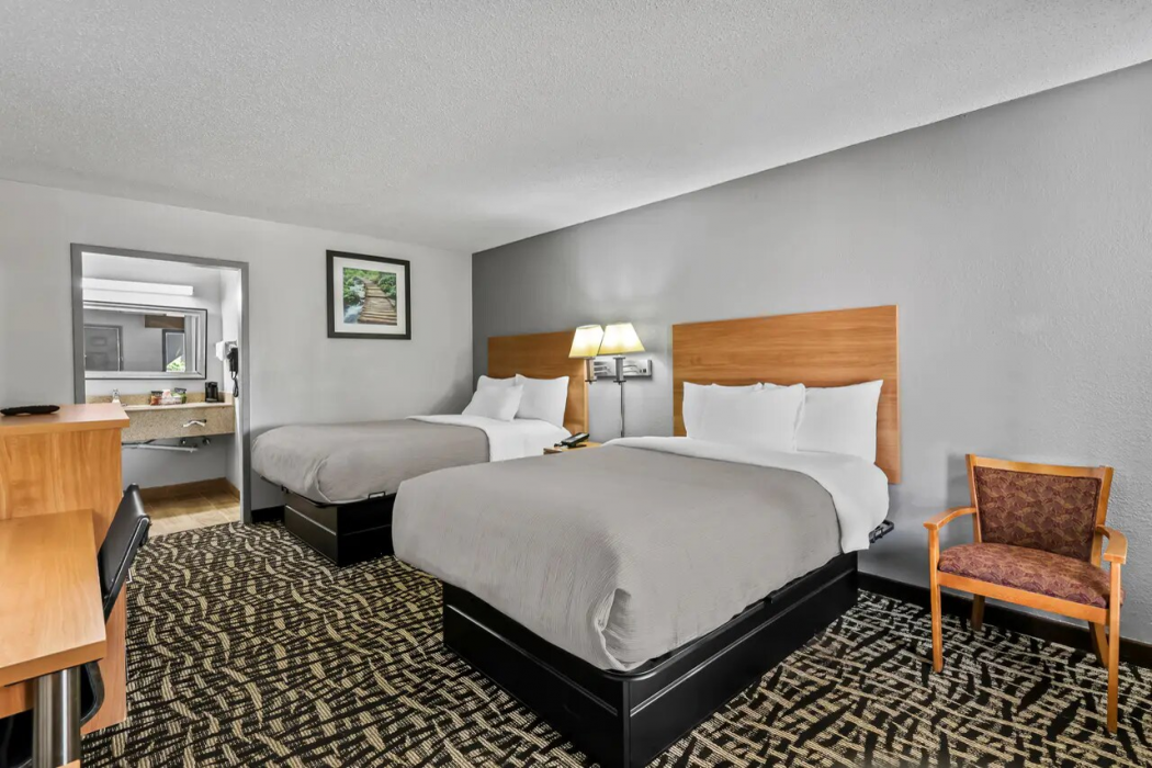 Quality Inn Bowling Green South 11/21