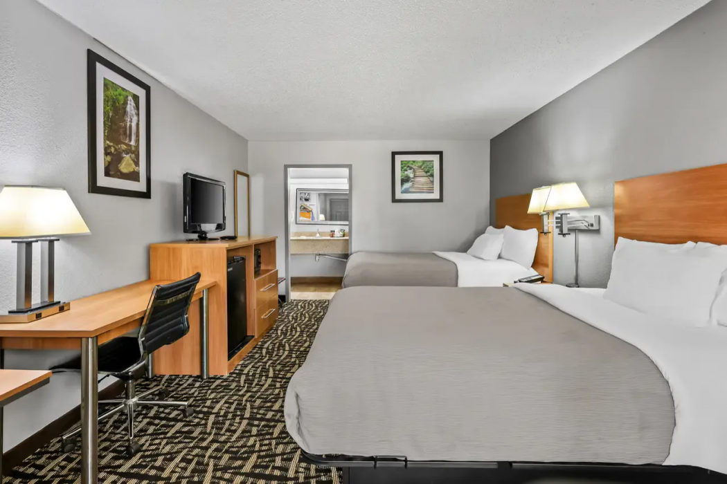 Quality Inn Bowling Green South 6/21