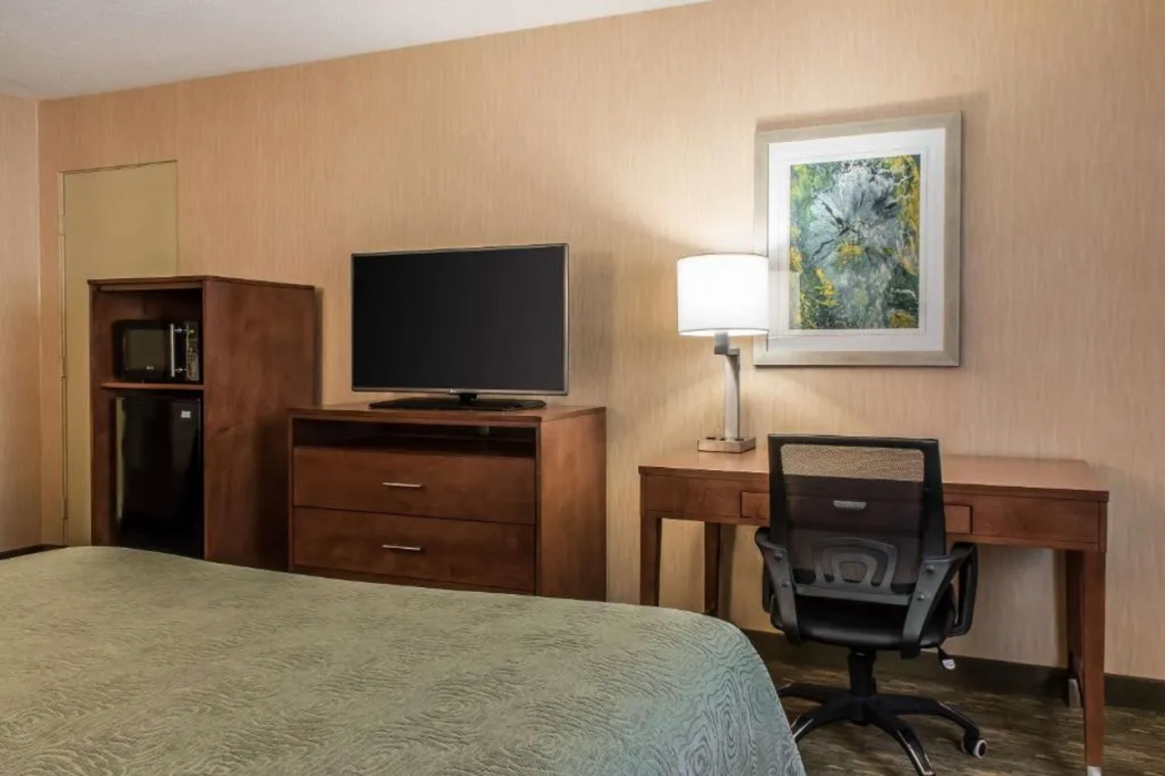 Quality Inn Bedford 12/29