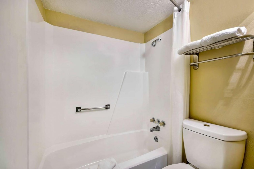 Motel6 Effingham, IL 15/50