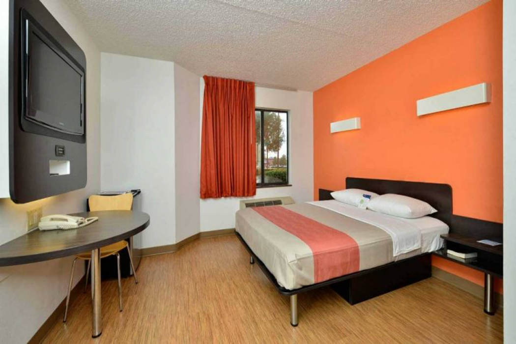 Motel6 Plano, TX - West - Frisco 9/25