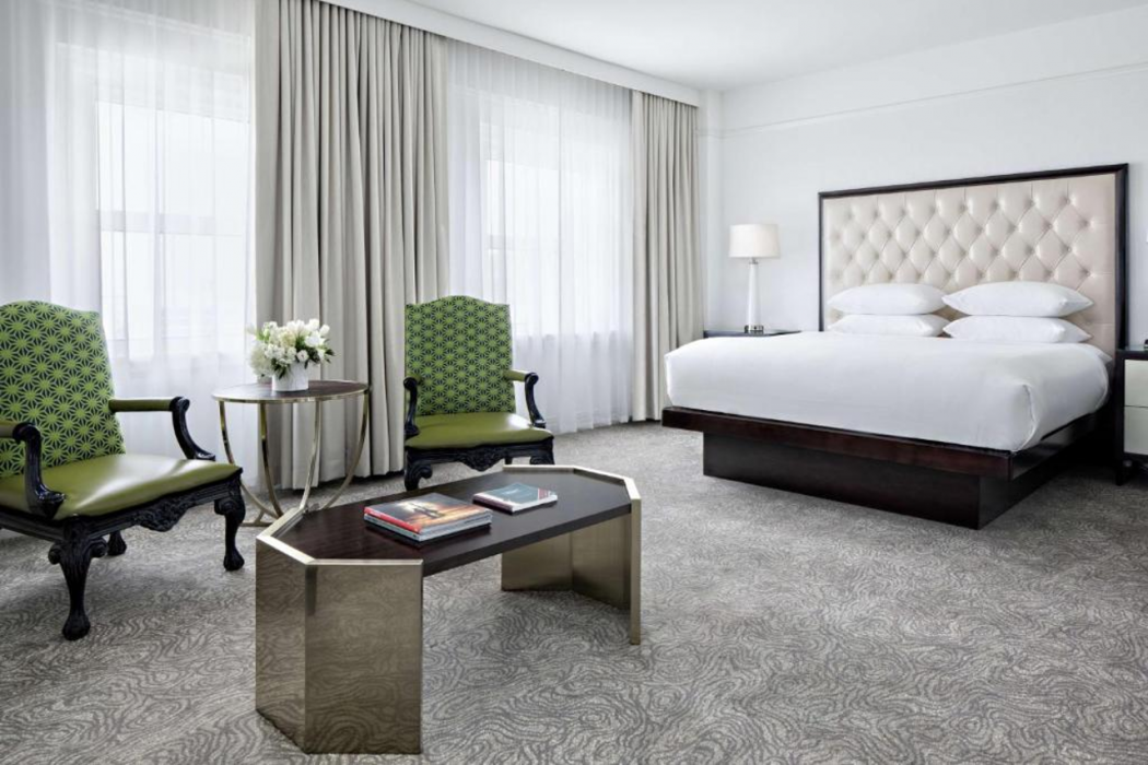 Amway Grand Plaza, Curio Collection by Hilton 14/65