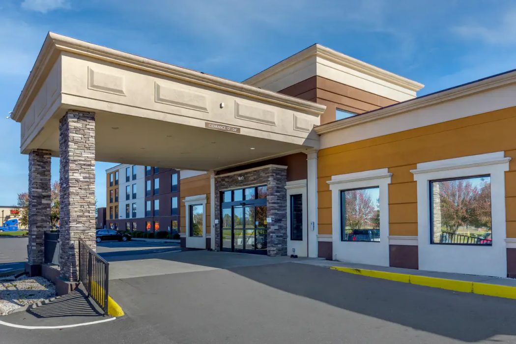 Comfort Inn Fort Mill Amusement Park at Carowinds Blvd 2/13