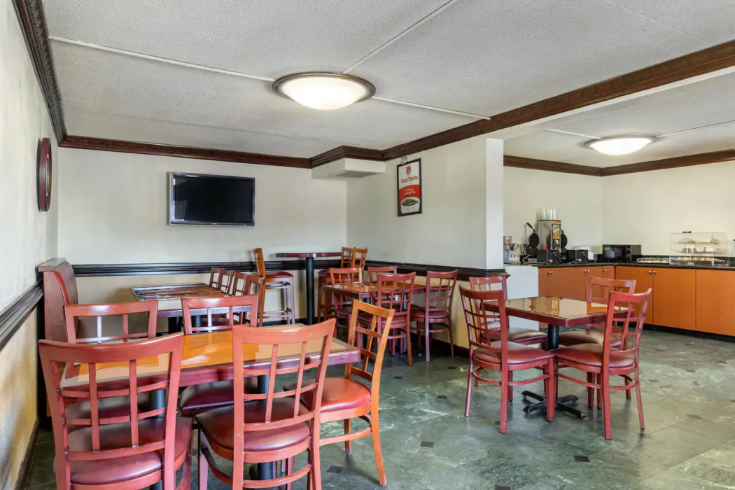 Econo Lodge Florence - Darlington 11/20