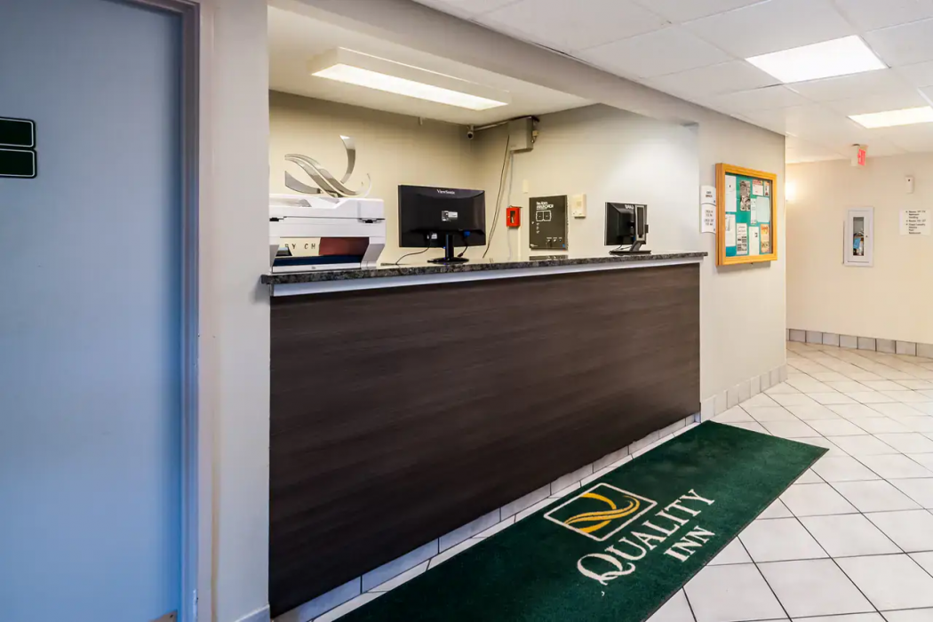 Quality Inn Solomons - Beacon Marina 2/25
