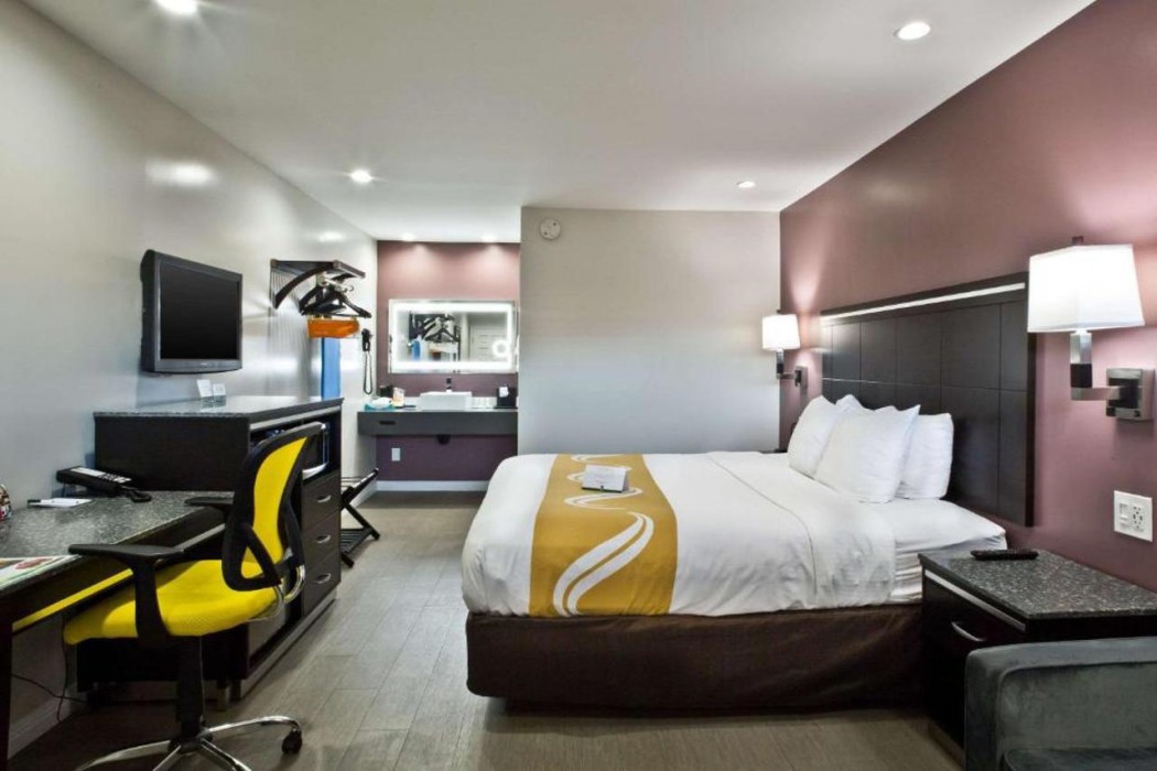 Bay Area Inn & Suites 13/28