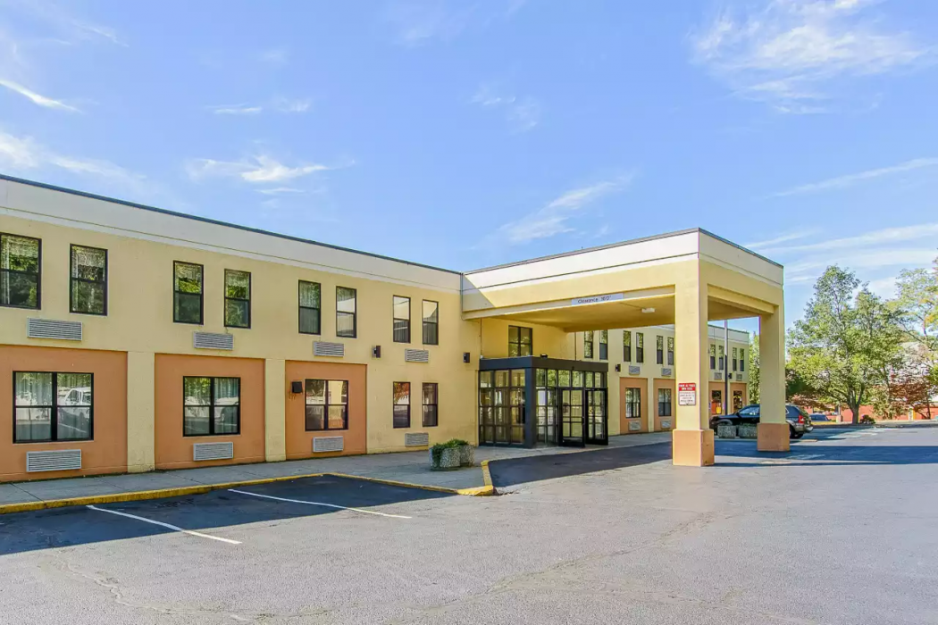 Red Roof Inn & Suites Middleborough 2/40