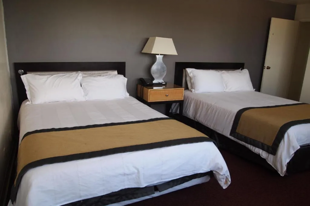 Stamford Suites Hotel 9/43