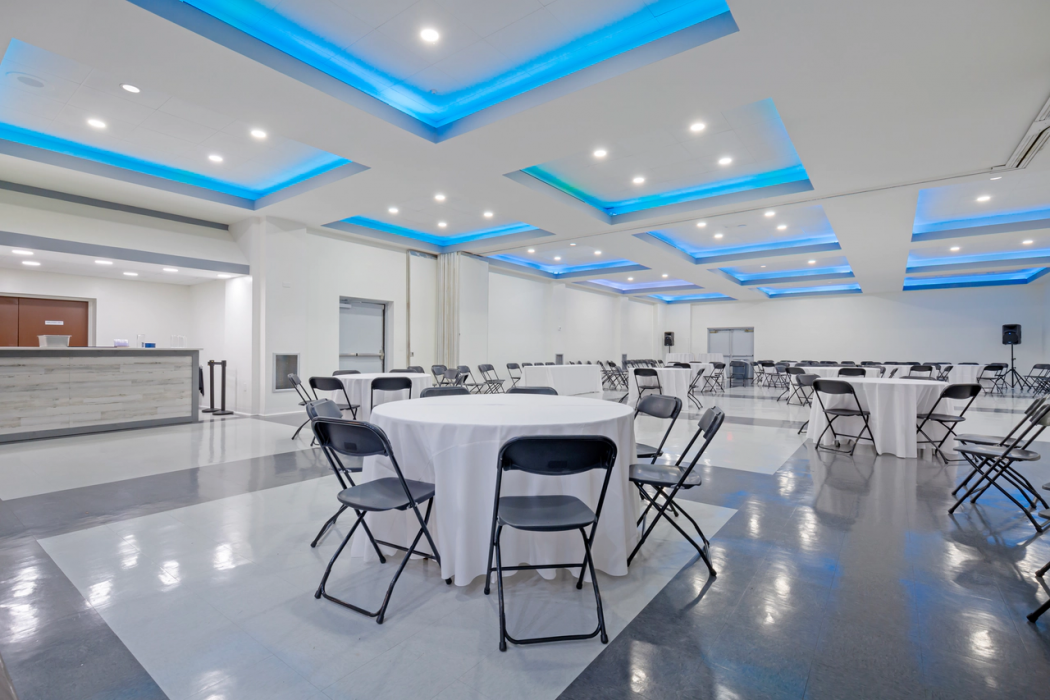 Clarion Hotel & Suites BWI Airport North 24/62