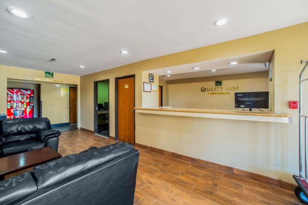 Quality Inn Carbondale University Area 2/26