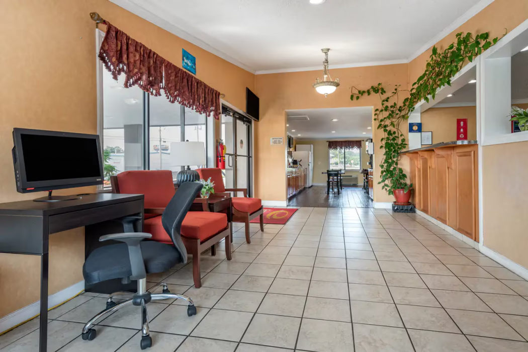 Econo Lodge Oxford near Choccolocco Park 8/37