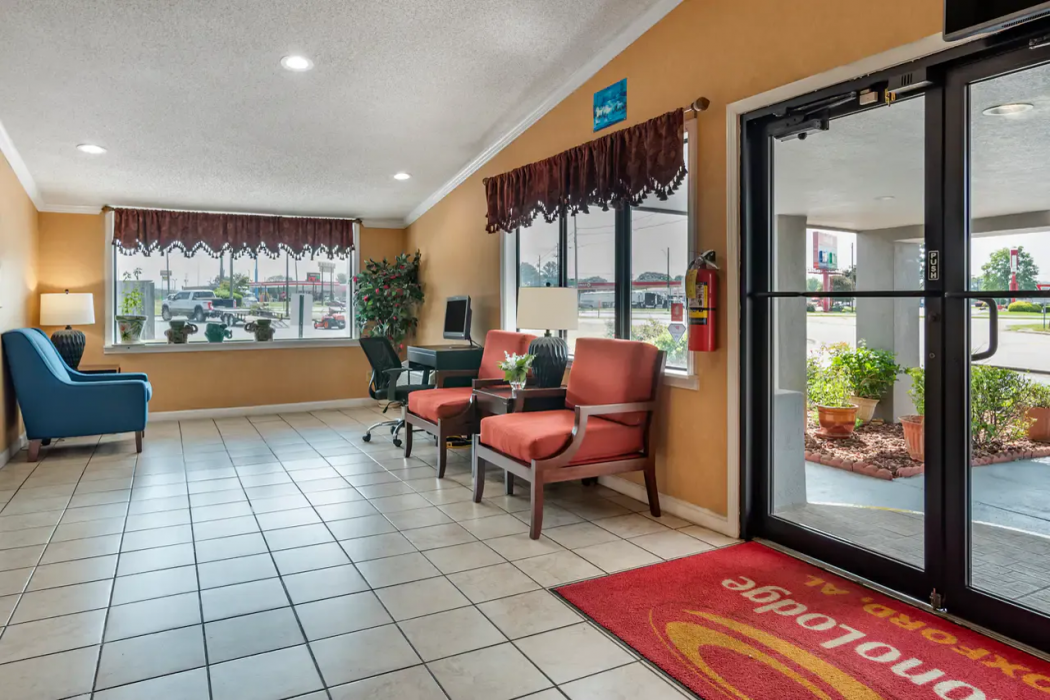 Econo Lodge Oxford near Choccolocco Park 6/37