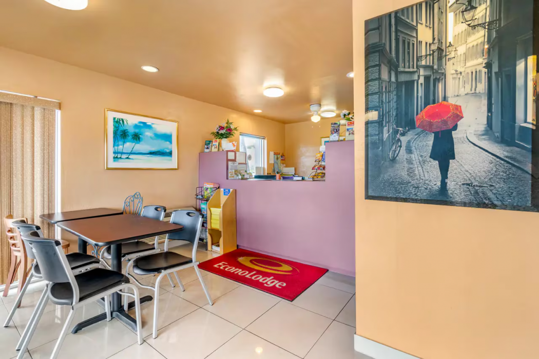 Econo Lodge Fort Myers Cape Coral 4/16