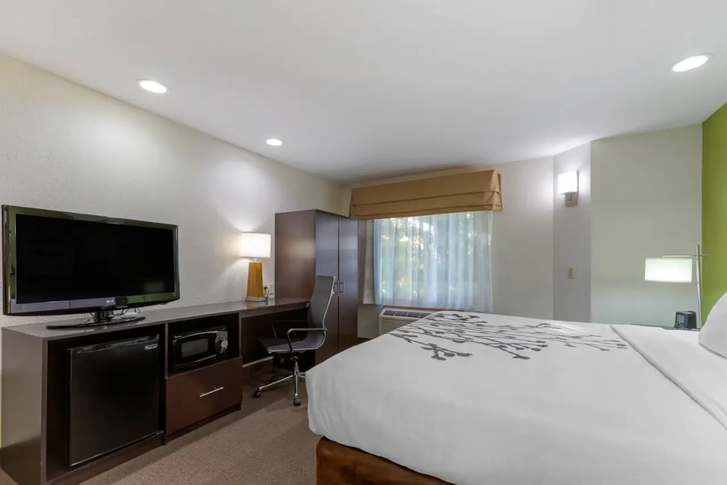 Sleep Inn Ontario 9/27
