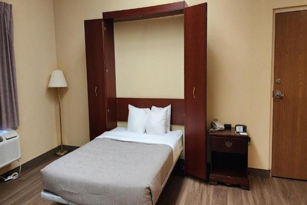 Quality Inn Suites Bellville Mansfield 4/27