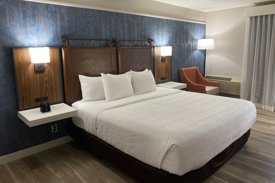 La Quinta Inn & Suites by Wyndham Safford Copper Valley 2/21