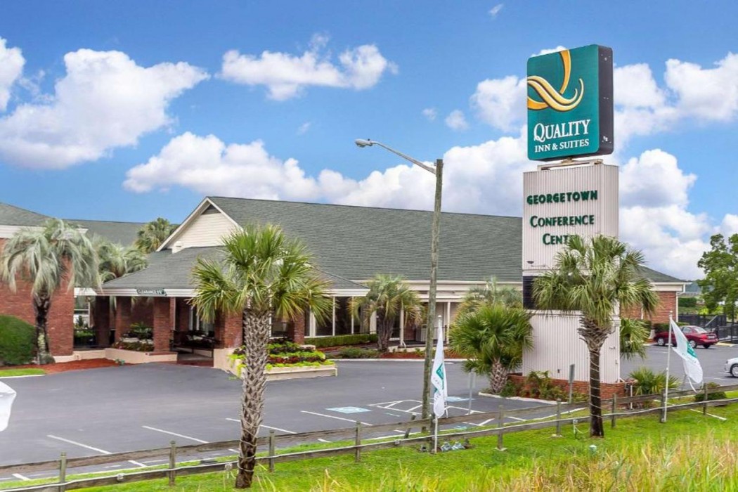 Quality Inn & Suites Georgetown 1/34