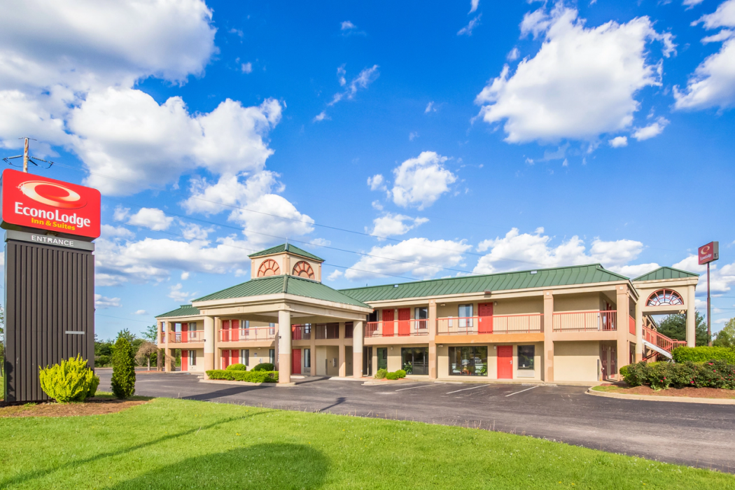 Econo Lodge Inn & Suites Brooks - Louisville South 2/23
