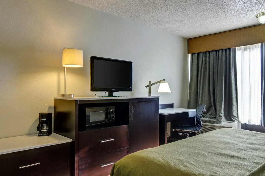 Quality Inn Fort Smith I-540 12/31