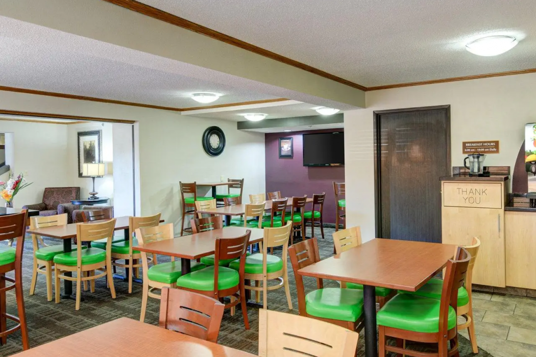 Quality Inn Fort Smith I-540 16/31