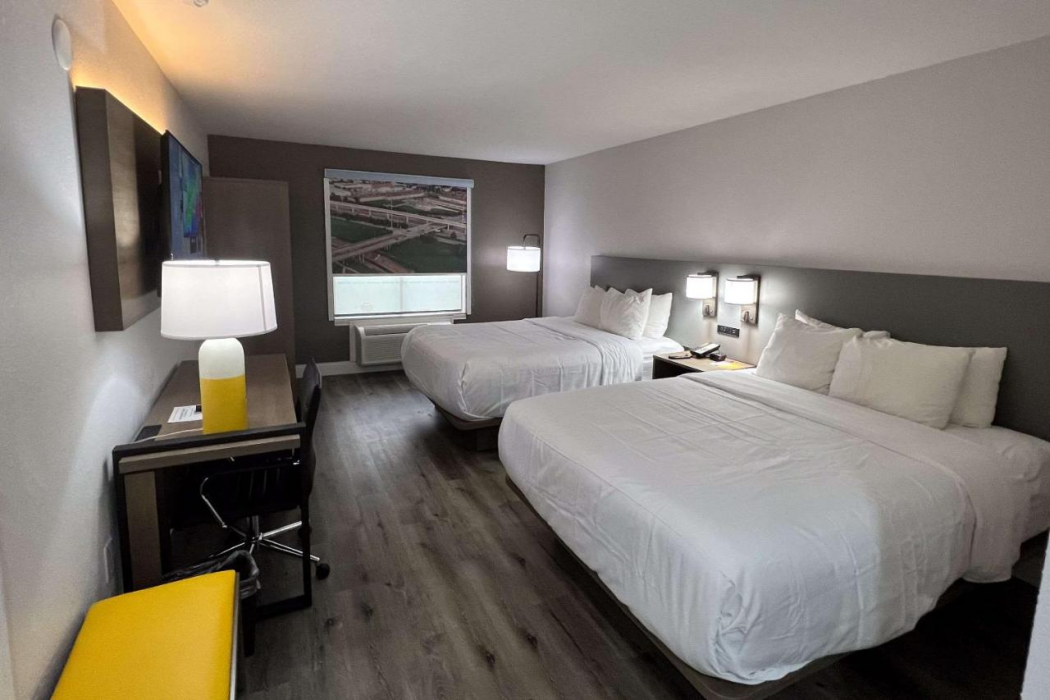 Comfort Inn & Suites Houston West-Katy 17/39