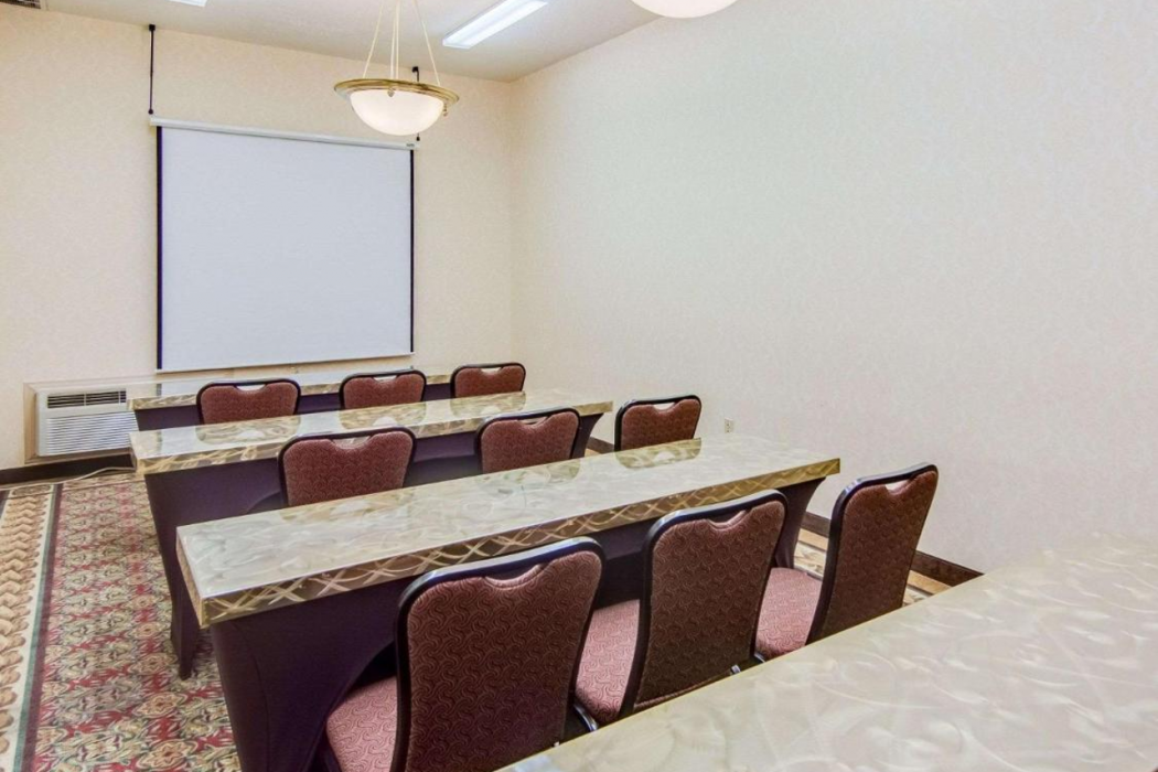 Comfort Inn & Suites Houston West-Katy 20/39